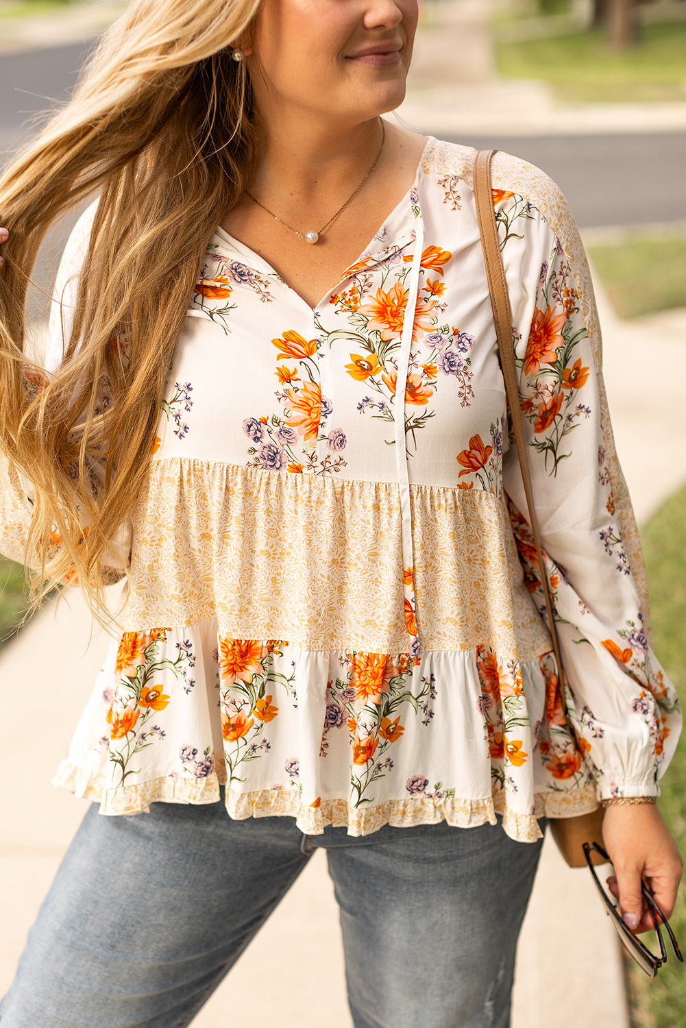 White Plus Size Floral Print V Neck Puff Sleeve Blouse White Plus Size Floral Print V Neck Puff Sleeve Blouse - Image 7
