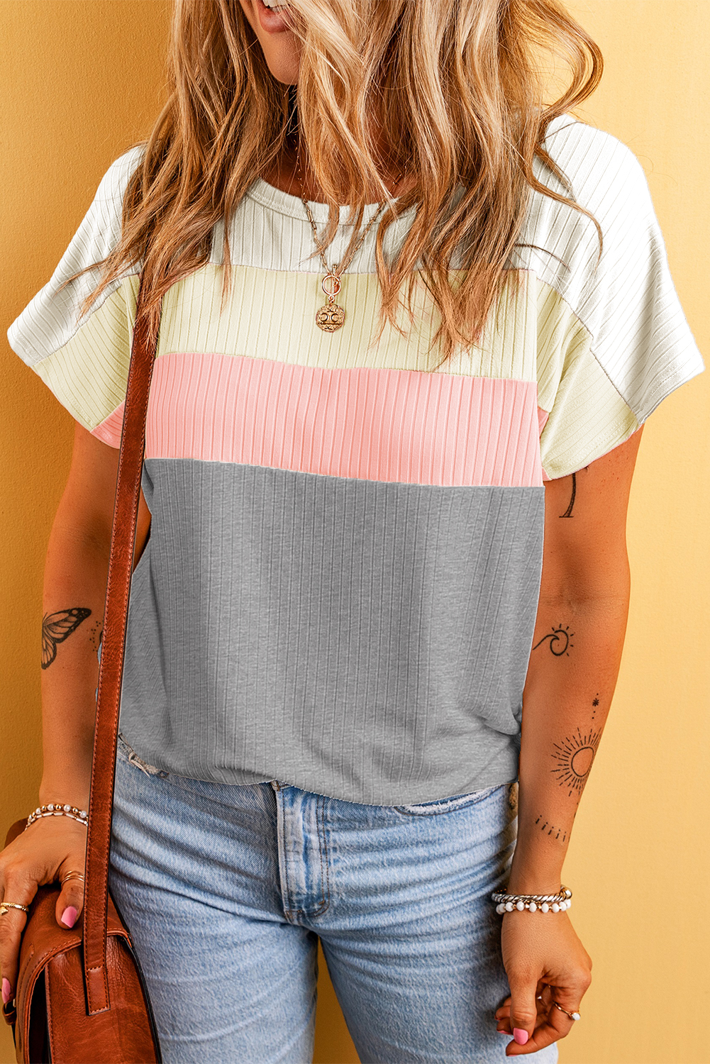 Gray Ribbed Color Block Patchwork T-shirt Gray Ribbed Color Block Patchwork T-shirt - Image 5