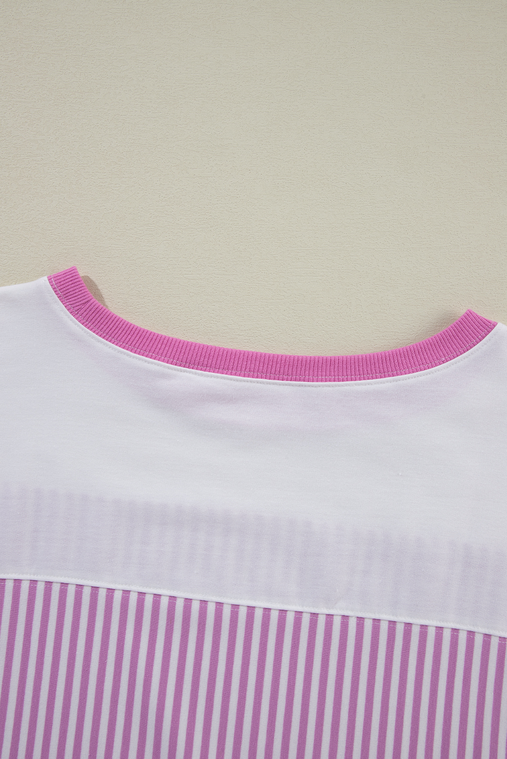 Pink Stripe Patchwork Bracelet Sleeve Plus Size T Shirt Pink Stripe Patchwork Bracelet Sleeve Plus Size T Shirt - Image 8