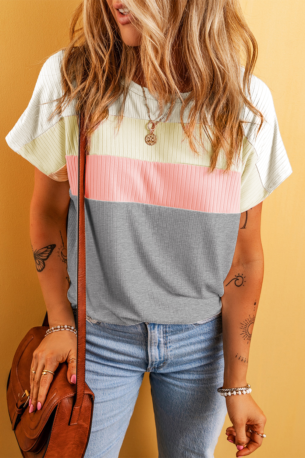 Gray Ribbed Color Block Patchwork T-shirt Gray Ribbed Color Block Patchwork T-shirt - Image 4