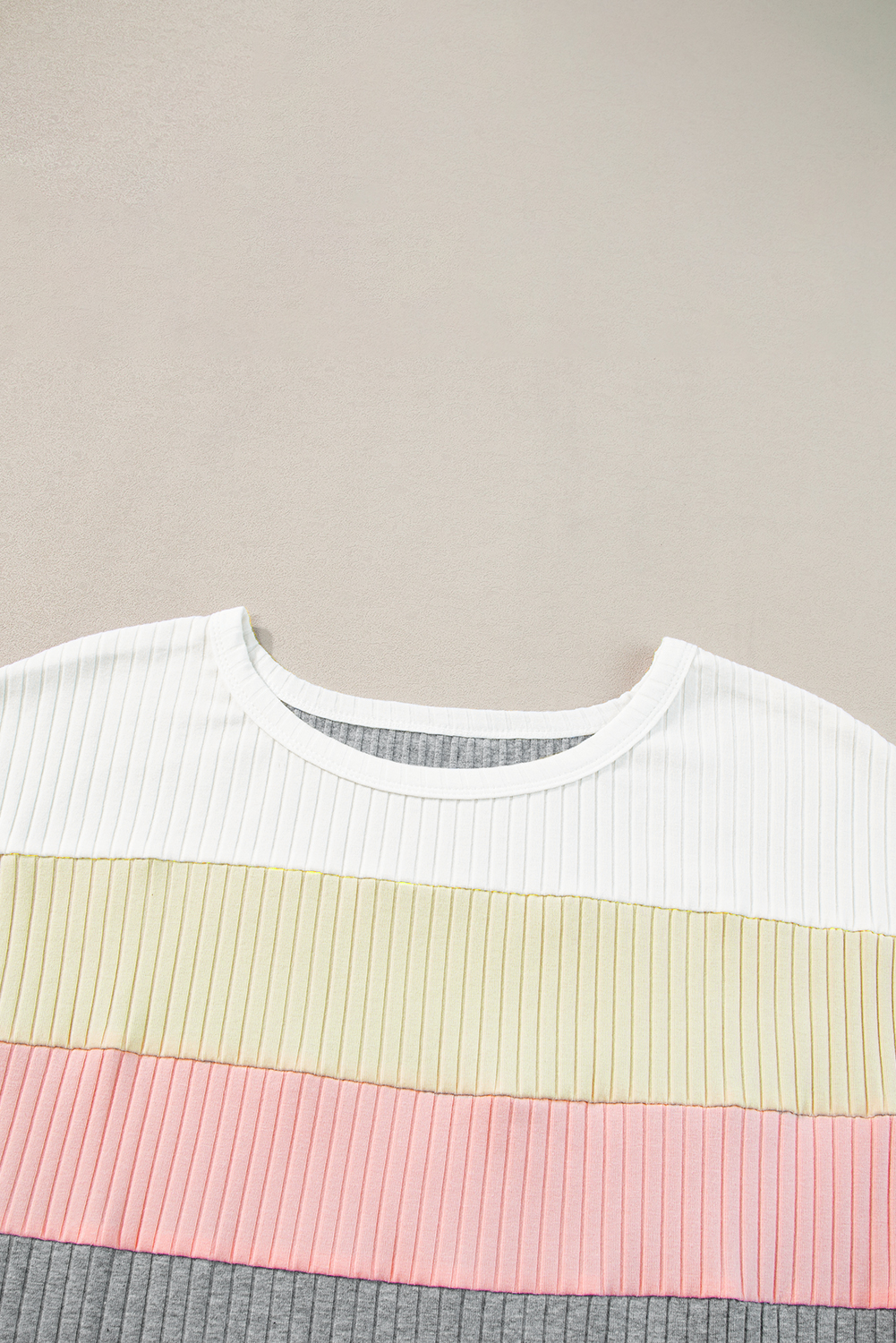 Gray Ribbed Color Block Patchwork T-shirt Gray Ribbed Color Block Patchwork T-shirt - Image 8