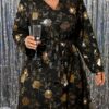 Plus Size - Plus Size - A Stylish And Elegant Plus-Size V-Neck Floral Print Dress for Spring And Autumn