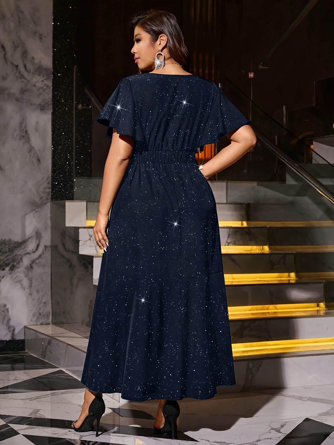 Plus Size – V-Neck Elegant Party Dress Plus Size - V-Neck Elegant Party Dress - Image 4